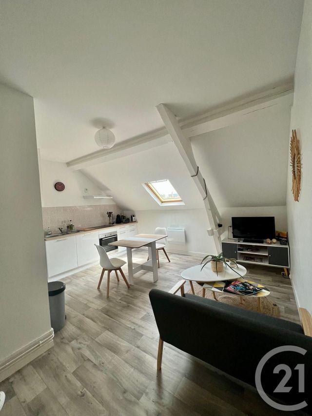 Appartement F1 à louer - 1 pièce - 22.0 m2 - MONTLUCON - 03 - AUVERGNE - Century 21 Pasquet Immobilier