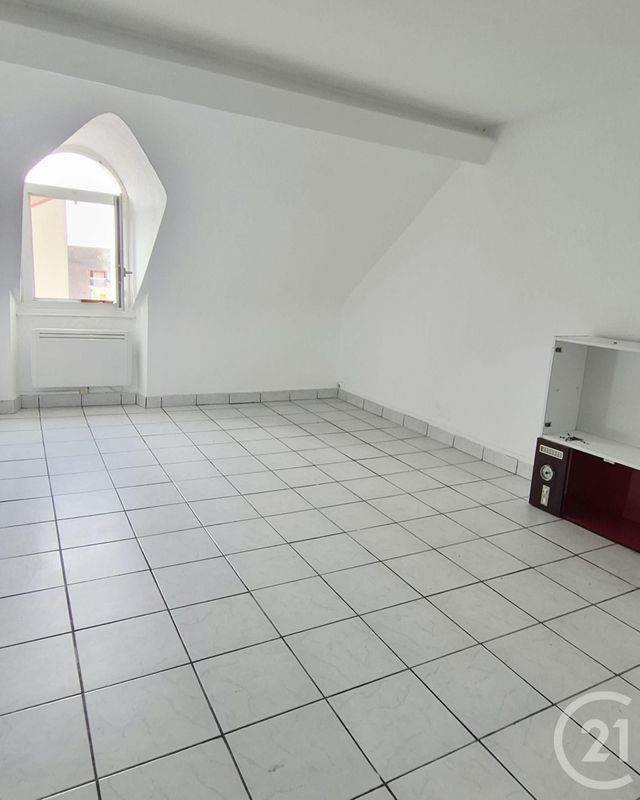 Appartement F3 à vendre - 3 pièces - 63.12 m2 - MONTLUCON - 03 - AUVERGNE - Century 21 Pasquet Immobilier