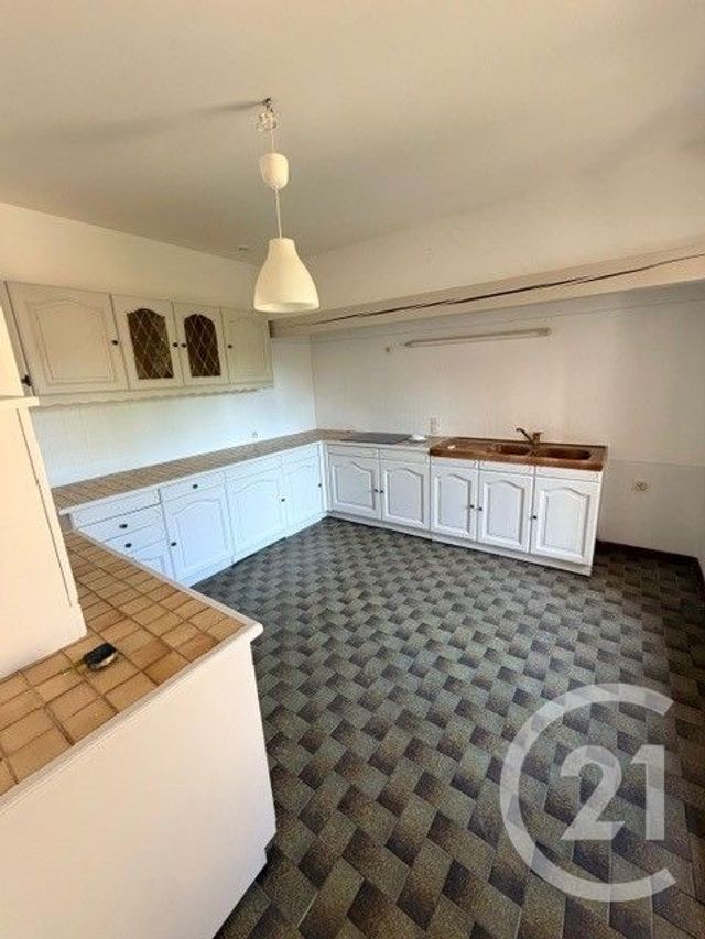 maison à louer - 5 pièces - 128.0 m2 - MONTLUCON - 03 - AUVERGNE - Century 21 Pasquet Immobilier