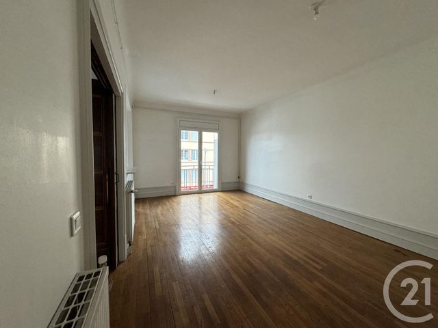 Appartement F3 à louer - 3 pièces - 80.0 m2 - MONTLUCON - 03 - AUVERGNE - Century 21 Pasquet Immobilier