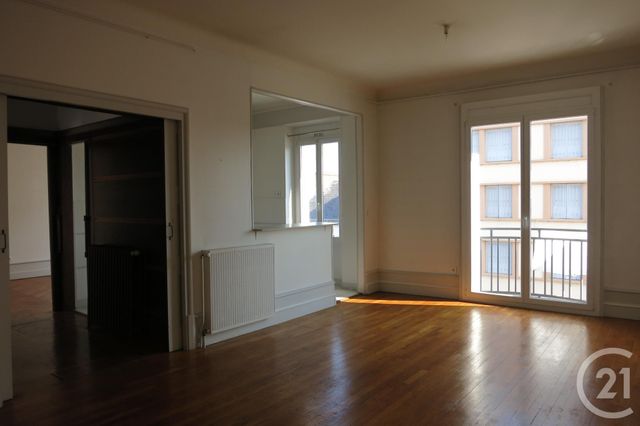 Appartement F3 à louer - 3 pièces - 80.0 m2 - MONTLUCON - 03 - AUVERGNE - Century 21 Pasquet Immobilier