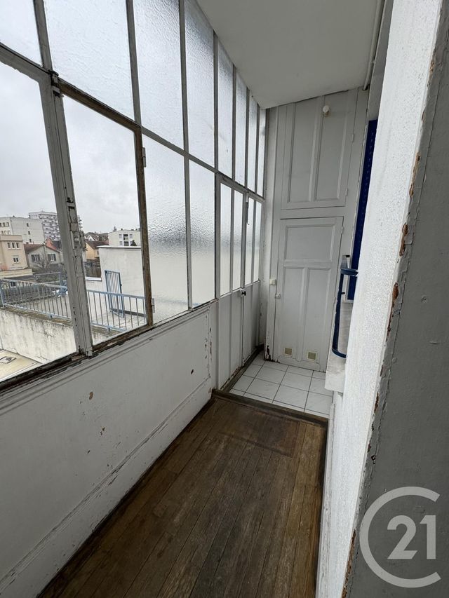 Appartement F3 à louer - 3 pièces - 80.0 m2 - MONTLUCON - 03 - AUVERGNE - Century 21 Pasquet Immobilier