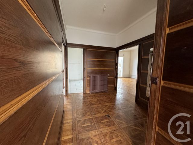 Appartement F3 à louer - 3 pièces - 80.0 m2 - MONTLUCON - 03 - AUVERGNE - Century 21 Pasquet Immobilier