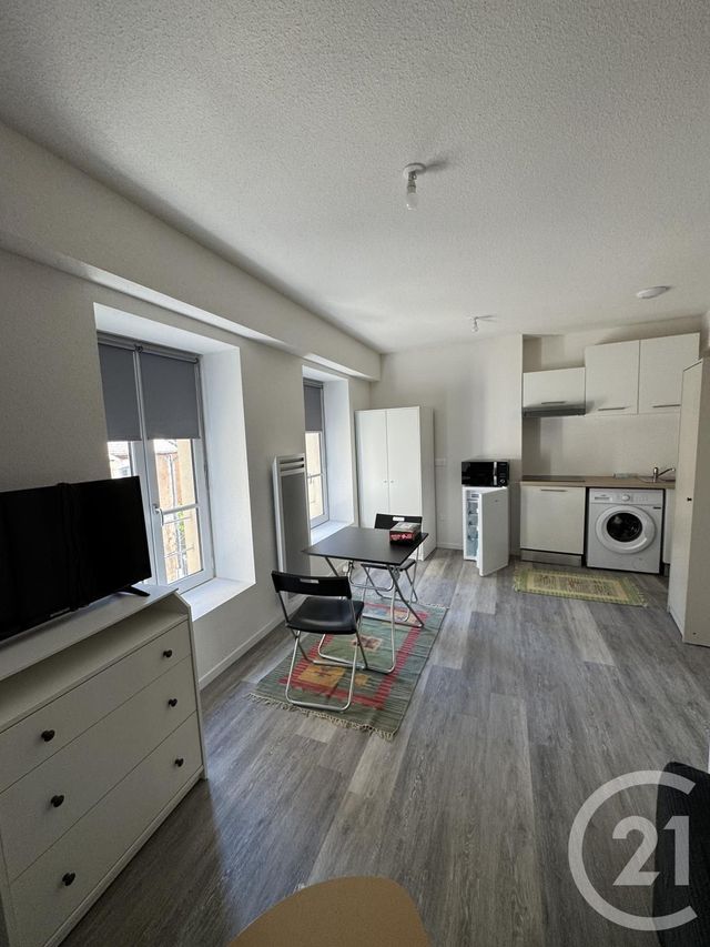 Appartement Studio à louer - 1 pièce - 20.85 m2 - MONTLUCON - 03 - AUVERGNE - Century 21 Pasquet Immobilier
