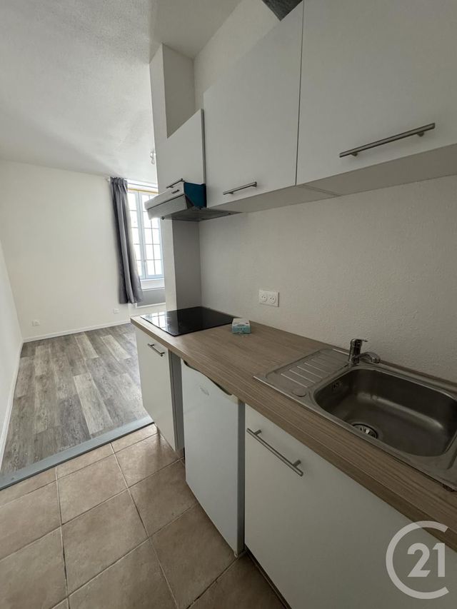 Appartement F1 à louer - 1 pièce - 27.98 m2 - MONTLUCON - 03 - AUVERGNE - Century 21 Pasquet Immobilier