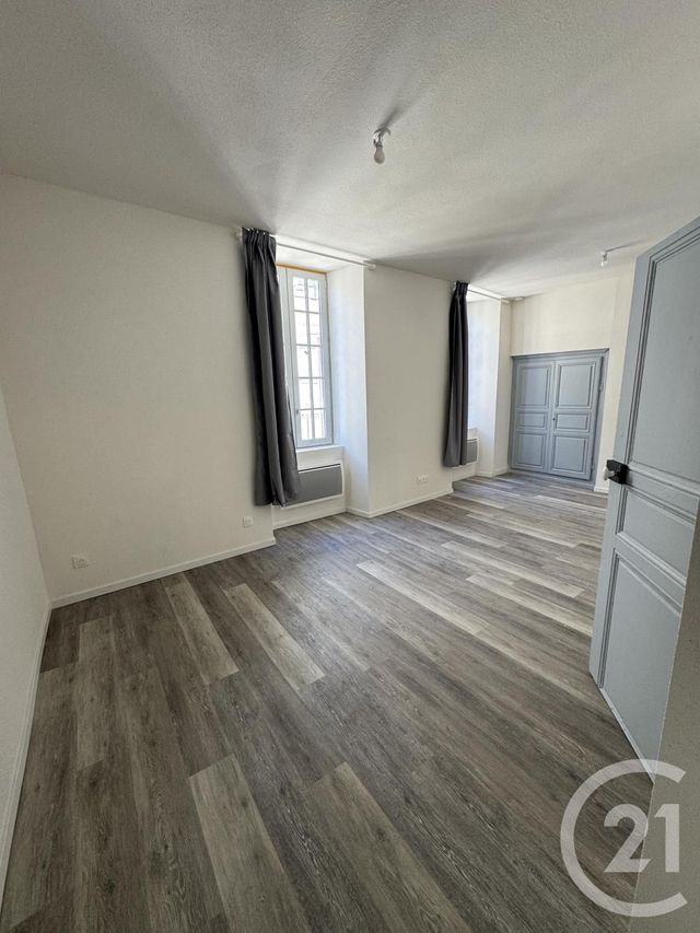 Appartement F1 à louer - 1 pièce - 27.98 m2 - MONTLUCON - 03 - AUVERGNE - Century 21 Pasquet Immobilier