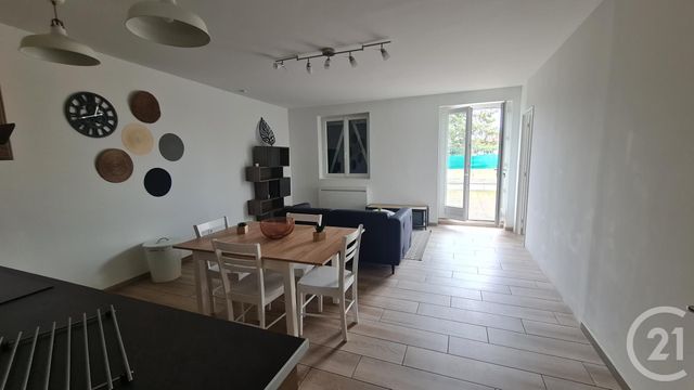 Appartement F4 à louer - 4 pièces - 71.75 m2 - MONTLUCON - 03 - AUVERGNE - Century 21 Pasquet Immobilier