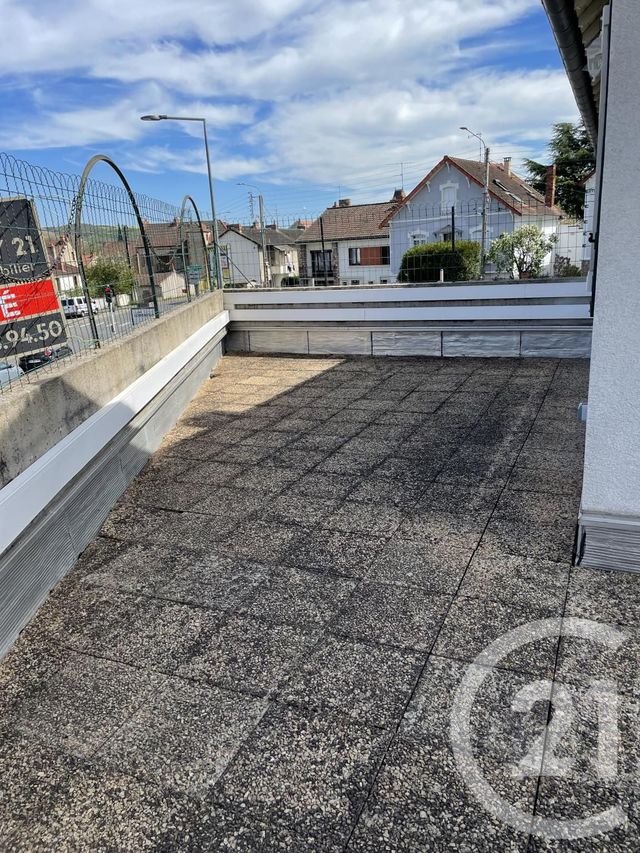 Appartement F4 à louer - 4 pièces - 71.75 m2 - MONTLUCON - 03 - AUVERGNE - Century 21 Pasquet Immobilier