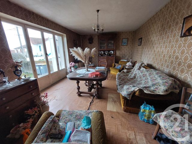 maison à vendre - 3 pièces - 70.0 m2 - ESTIVAREILLES - 03 - AUVERGNE - Century 21 Pasquet Immobilier