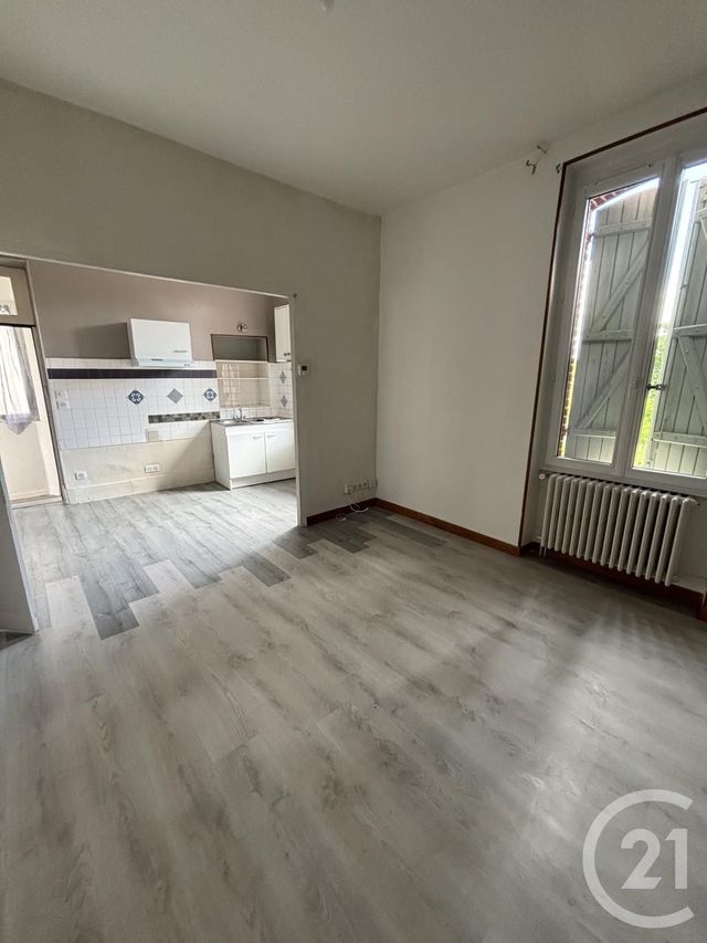 maison à vendre - 5 pièces - 74.0 m2 - MONTLUCON - 03 - AUVERGNE - Century 21 Pasquet Immobilier