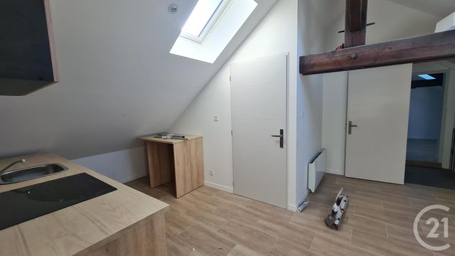 Appartement F3 à louer - 3 pièces - 32.85 m2 - MONTLUCON - 03 - AUVERGNE - Century 21 Pasquet Immobilier