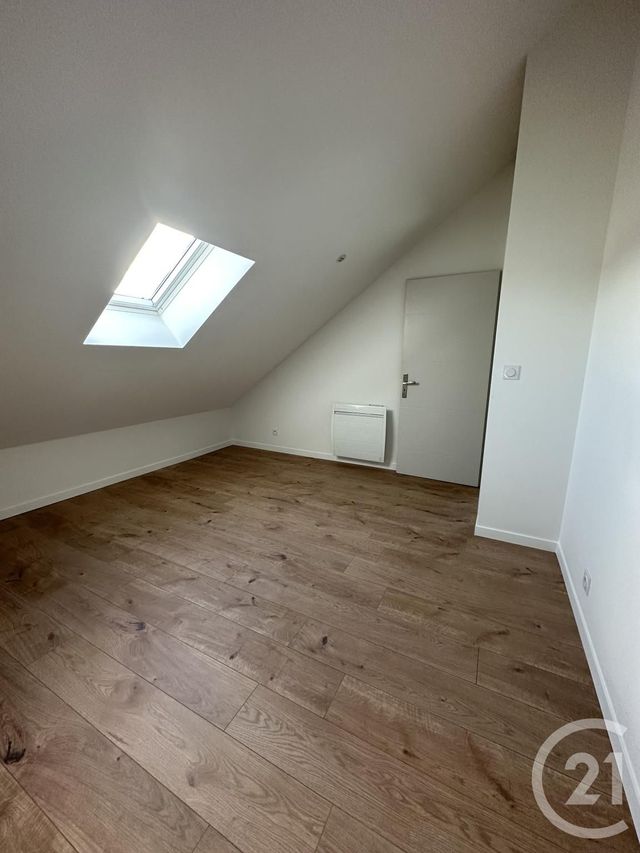 Appartement F3 à louer - 3 pièces - 32.85 m2 - MONTLUCON - 03 - AUVERGNE - Century 21 Pasquet Immobilier