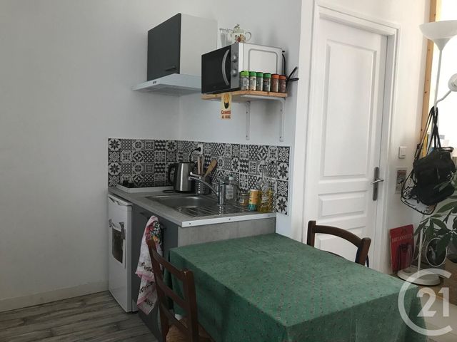 Appartement Studio à louer - 1 pièce - 29.0 m2 - MONTLUCON - 03 - AUVERGNE - Century 21 Pasquet Immobilier