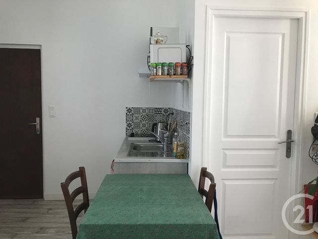 Appartement Studio à louer - 1 pièce - 29.0 m2 - MONTLUCON - 03 - AUVERGNE - Century 21 Pasquet Immobilier