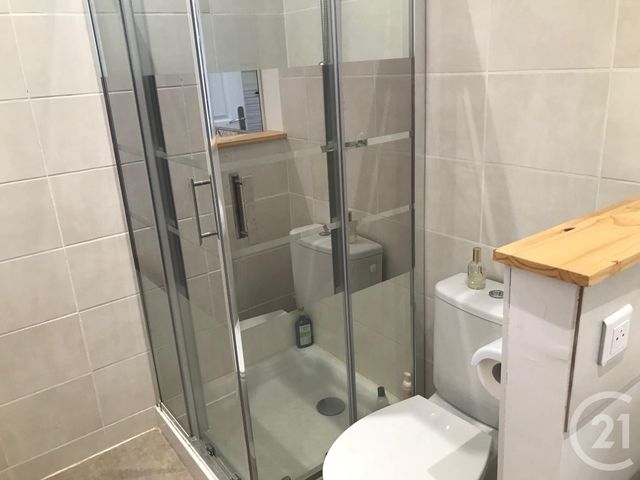 Appartement Studio à louer - 1 pièce - 29.0 m2 - MONTLUCON - 03 - AUVERGNE - Century 21 Pasquet Immobilier