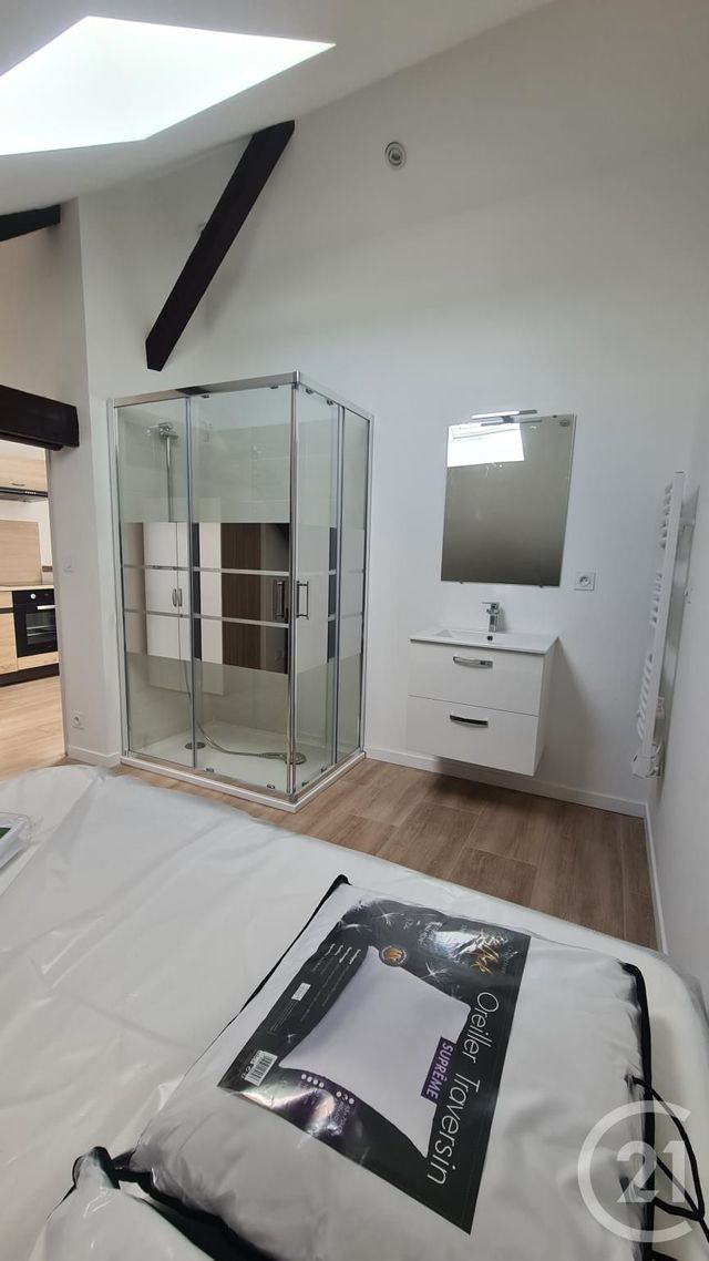 Appartement F1 à louer - 1 pièce - 18.61 m2 - MONTLUCON - 03 - AUVERGNE - Century 21 Pasquet Immobilier