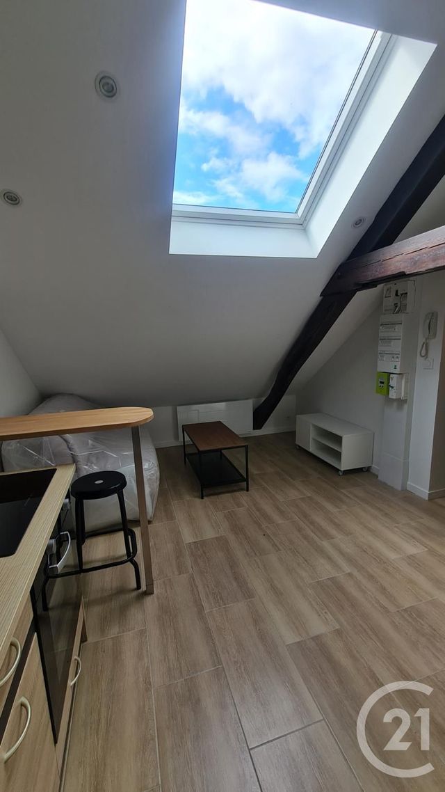 Appartement F1 à louer - 1 pièce - 18.61 m2 - MONTLUCON - 03 - AUVERGNE - Century 21 Pasquet Immobilier