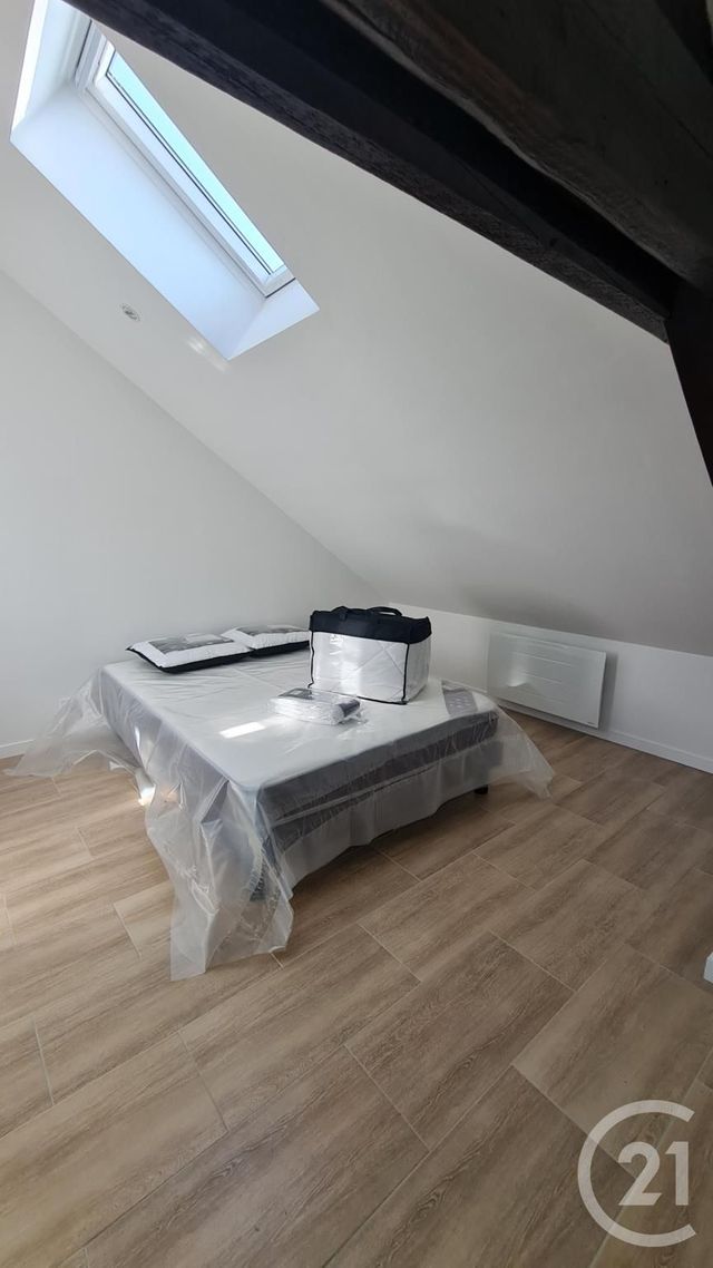 Appartement F1 à louer - 1 pièce - 18.61 m2 - MONTLUCON - 03 - AUVERGNE - Century 21 Pasquet Immobilier