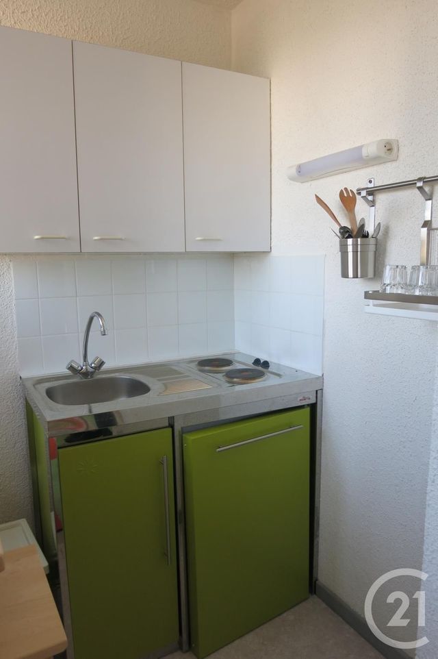 Appartement Studio à louer - 1 pièce - 23.0 m2 - DESERTINES - 03 - AUVERGNE - Century 21 Pasquet Immobilier
