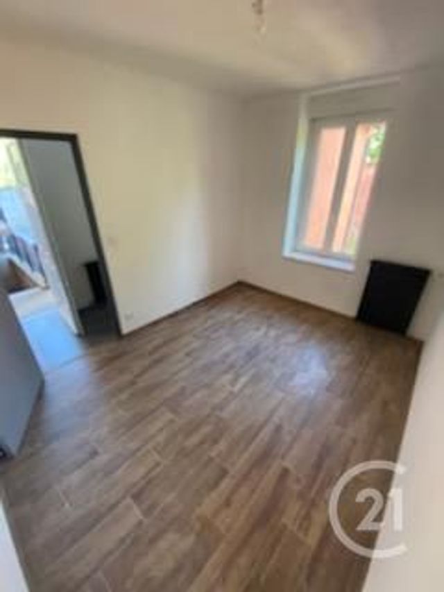 Appartement F3 à louer - 3 pièces - 52.14 m2 - MONTLUCON - 03 - AUVERGNE - Century 21 Pasquet Immobilier