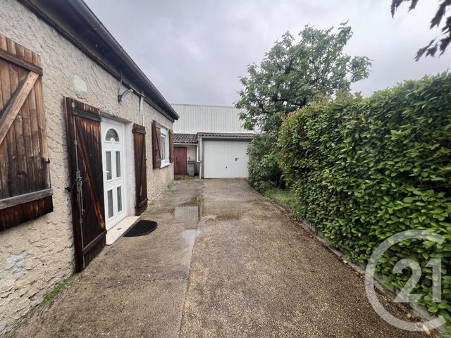 maison à vendre - 62 pièces - 62.0 m2 - MONTLUCON - 03 - AUVERGNE - Century 21 Pasquet Immobilier