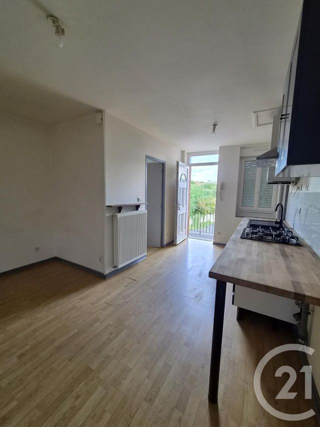 Appartement F2 à louer - 2 pièces - 31.48 m2 - MONTLUCON - 03 - AUVERGNE - Century 21 Pasquet Immobilier