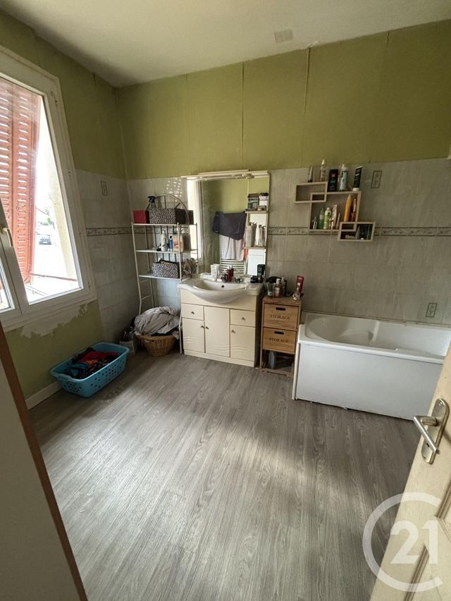 maison à vendre - 5 pièces - 124.12 m2 - MONTLUCON - 03 - AUVERGNE - Century 21 Pasquet Immobilier