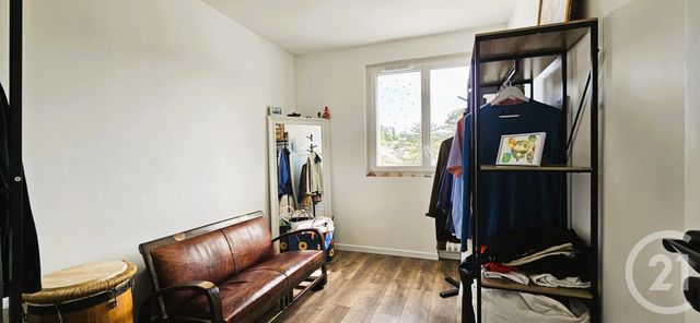 Appartement F4 à vendre - 4 pièces - 71.3 m2 - MONTLUCON - 03 - AUVERGNE - Century 21 Pasquet Immobilier