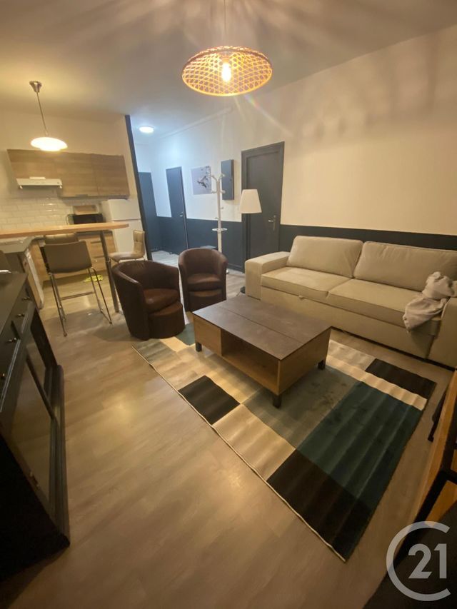 Appartement à louer - 2 pièces - 43.66 m2 - MONTLUCON - 03 - AUVERGNE - Century 21 Pasquet Immobilier