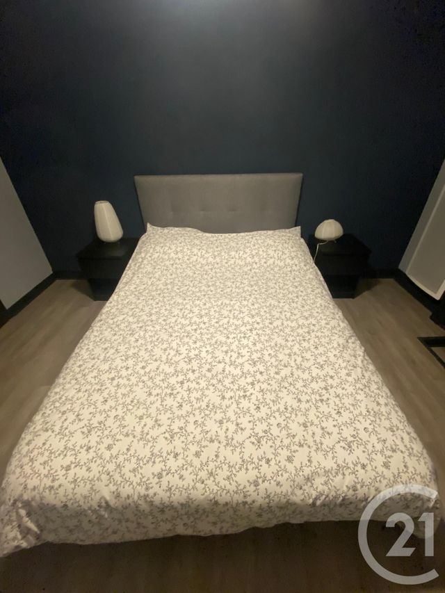 Appartement à louer - 2 pièces - 43.66 m2 - MONTLUCON - 03 - AUVERGNE - Century 21 Pasquet Immobilier