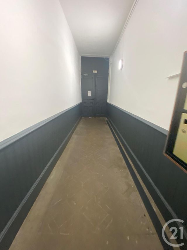 Appartement à louer - 2 pièces - 43.66 m2 - MONTLUCON - 03 - AUVERGNE - Century 21 Pasquet Immobilier