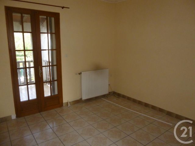 maison à louer - 2 pièces - 70.0 m2 - NERIS LES BAINS - 03 - AUVERGNE - Century 21 Pasquet Immobilier