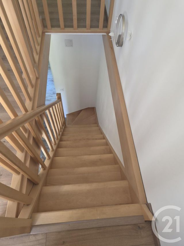 maison à louer - 4 pièces - 104.0 m2 - QUINSSAINES - 03 - AUVERGNE - Century 21 Pasquet Immobilier