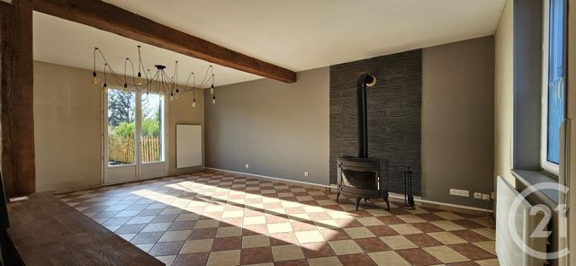 maison à louer - 5 pièces - 88.0 m2 - BEZENET - 03 - AUVERGNE - Century 21 Pasquet Immobilier