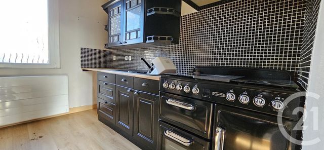 maison à louer - 5 pièces - 88.0 m2 - BEZENET - 03 - AUVERGNE - Century 21 Pasquet Immobilier