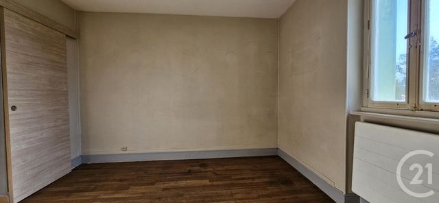 maison à louer - 5 pièces - 88.0 m2 - BEZENET - 03 - AUVERGNE - Century 21 Pasquet Immobilier