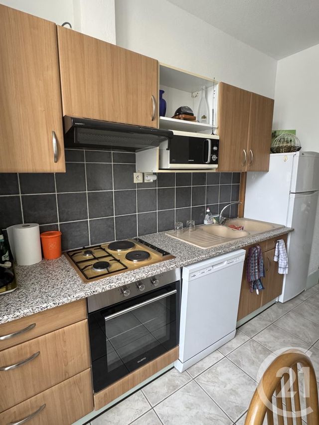 Appartement F3 à louer - 3 pièces - 58.0 m2 - NERIS LES BAINS - 03 - AUVERGNE - Century 21 Pasquet Immobilier