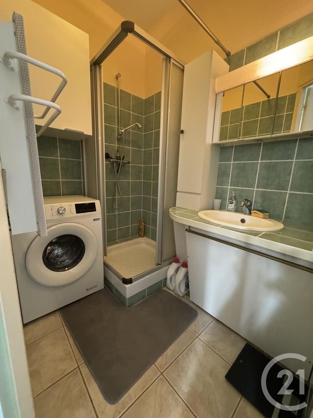 Appartement F3 à louer - 3 pièces - 58.0 m2 - NERIS LES BAINS - 03 - AUVERGNE - Century 21 Pasquet Immobilier