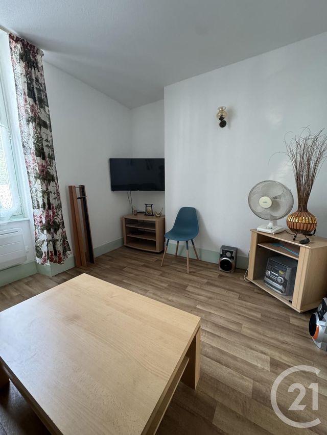 Appartement F3 à louer - 3 pièces - 58.0 m2 - NERIS LES BAINS - 03 - AUVERGNE - Century 21 Pasquet Immobilier