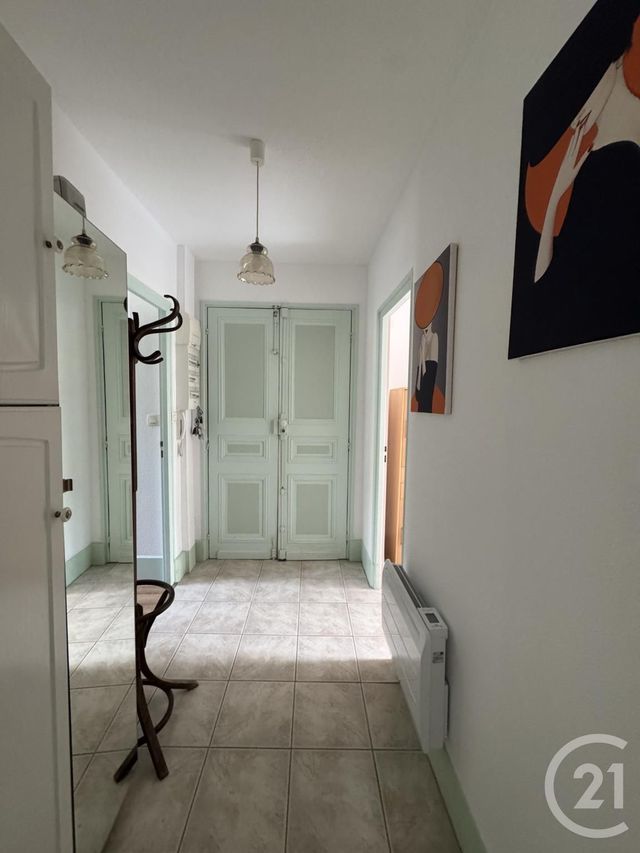 Appartement F3 à louer - 3 pièces - 58.0 m2 - NERIS LES BAINS - 03 - AUVERGNE - Century 21 Pasquet Immobilier