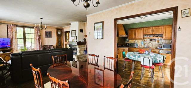 maison à vendre - 9 pièces - 147.0 m2 - ST ANGEL - 03 - AUVERGNE - Century 21 Pasquet Immobilier