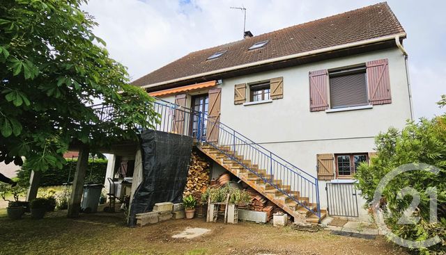 maison à vendre - 9 pièces - 147.0 m2 - ST ANGEL - 03 - AUVERGNE - Century 21 Pasquet Immobilier