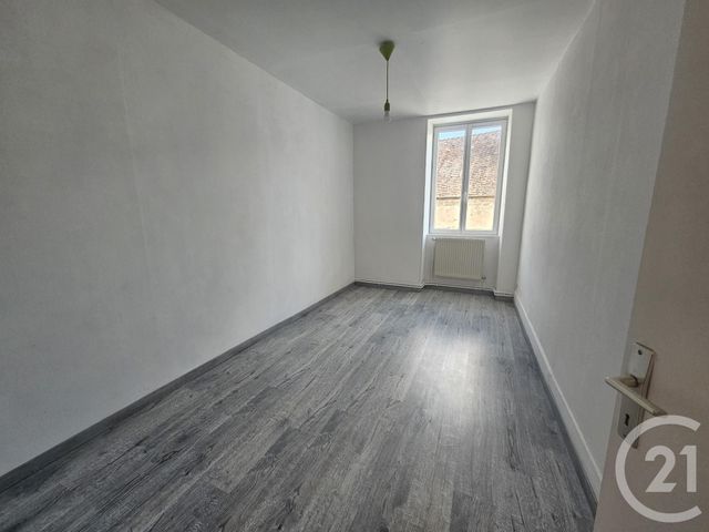 maison à louer - 4 pièces - 106.0 m2 - DOMERAT - 03 - AUVERGNE - Century 21 Pasquet Immobilier