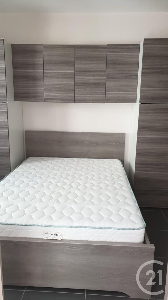 Appartement F2 à louer - 2 pièces - 30.0 m2 - MONTLUCON - 03 - AUVERGNE - Century 21 Pasquet Immobilier
