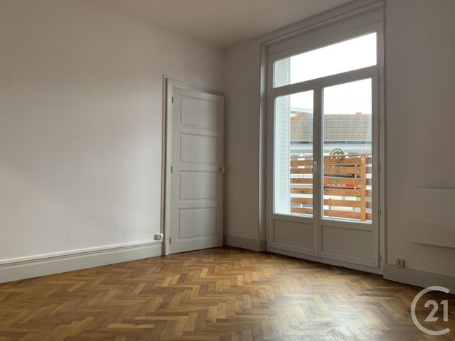 Appartement F3 à louer - 3 pièces - 58.8 m2 - MONTLUCON - 03 - AUVERGNE - Century 21 Pasquet Immobilier