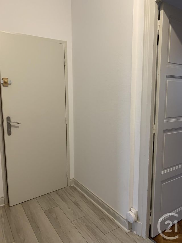 Appartement F3 à louer - 3 pièces - 58.8 m2 - MONTLUCON - 03 - AUVERGNE - Century 21 Pasquet Immobilier
