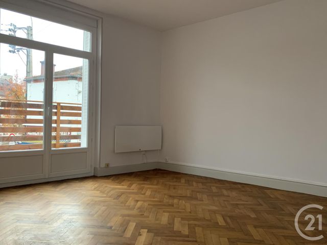 Appartement F3 à louer - 3 pièces - 58.8 m2 - MONTLUCON - 03 - AUVERGNE - Century 21 Pasquet Immobilier