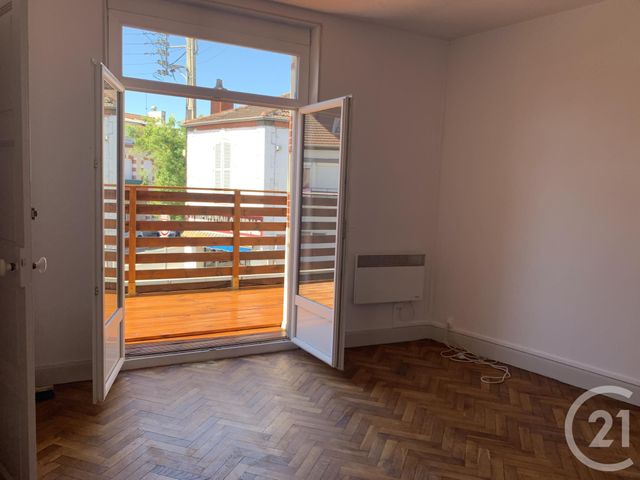 Appartement F3 à louer - 3 pièces - 58.8 m2 - MONTLUCON - 03 - AUVERGNE - Century 21 Pasquet Immobilier