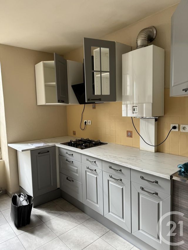 maison à louer - 4 pièces - 90.0 m2 - DESERTINES - 03 - AUVERGNE - Century 21 Pasquet Immobilier