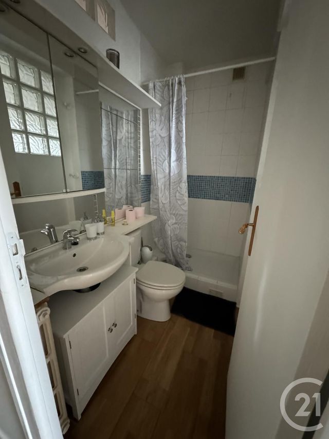 Appartement F2 à louer - 2 pièces - 40.63 m2 - MONTLUCON - 03 - AUVERGNE - Century 21 Pasquet Immobilier